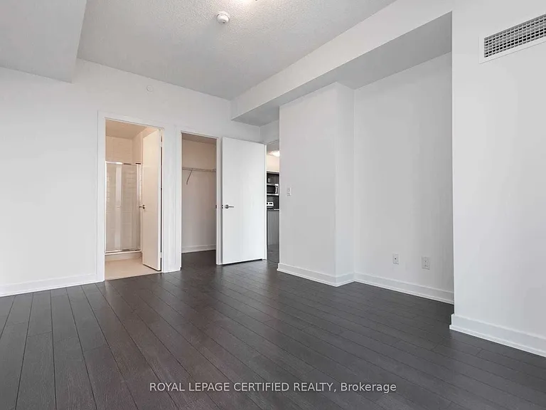 1603 Eglinton Ave W #1404 — Photo 14
