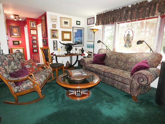 4th image of 6934 N Skyline Dr