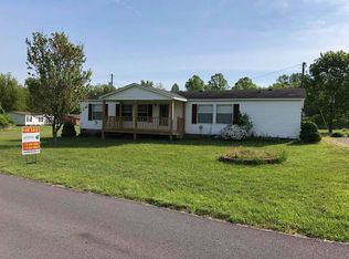 104 Sara Ln, Russell Springs, KY 42642