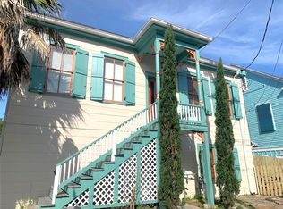 1223 20th St, Galveston, TX 77550
