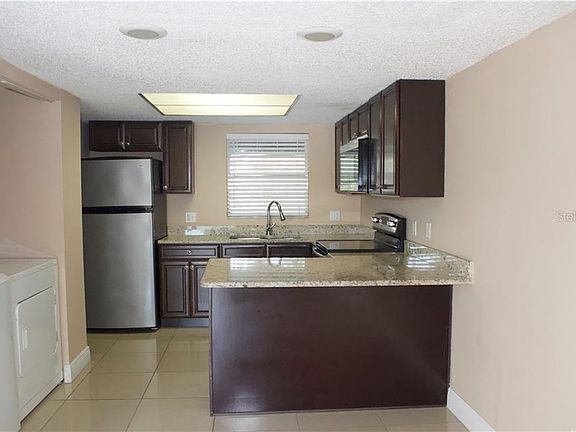 4th image of 5268 Tennis Court Cir