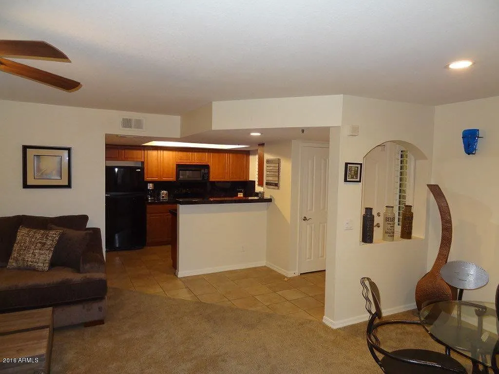 2 bed, 1248 sqft, $3,200 — Photo 4