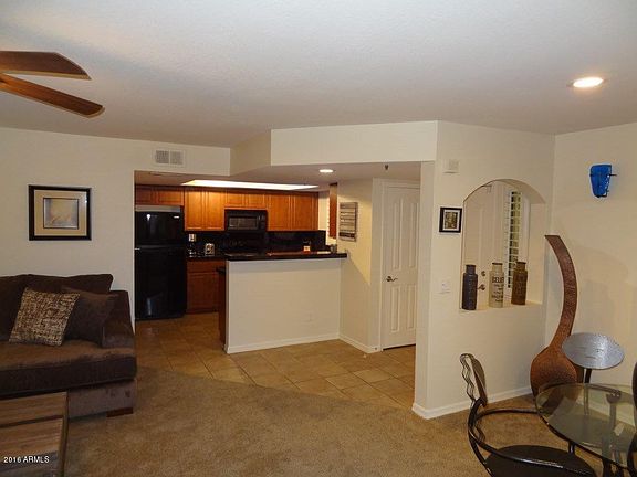 4th image of 5104 N 32nd St Unit 247
