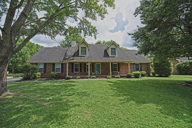 1st image of 2318 Avenal Ct