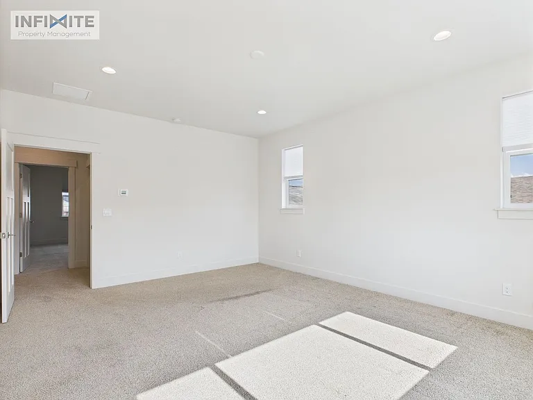 1611 Wyatt Earp Ct — Photo 7