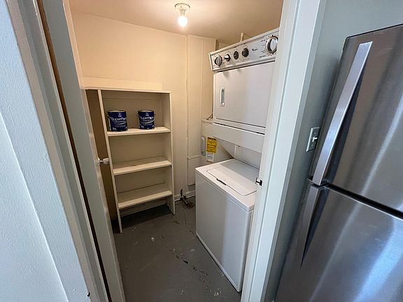 5th image of 9608 Hagel Cir