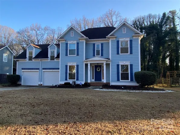 8428 Meadowcroft Ct, Charlotte, NC 28215