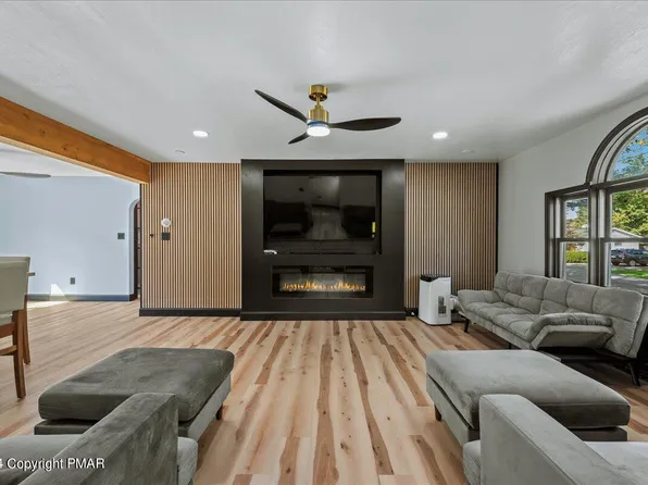 7137 Howell Ter, Stroudsburg, PA 18360