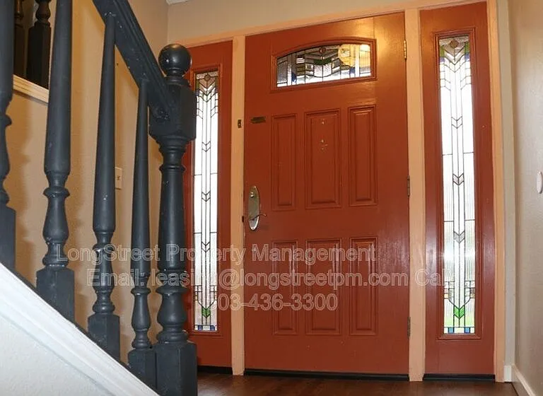 1692 SW Reed Pl — Photo 3