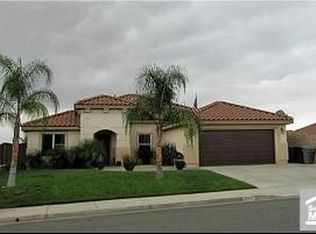 208 California Ave, Lake Elsinore, CA 92530
