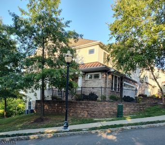 19 Summit Dr, North Caldwell, NJ, 07006