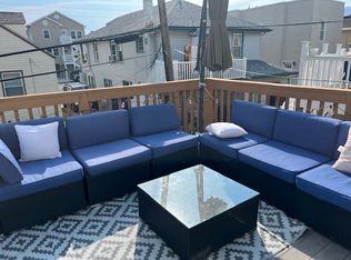 120 N Wyoming Ave, Ventnor, NJ 08406