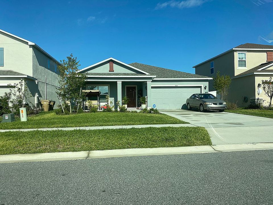 1st image of 3864 Fescue St