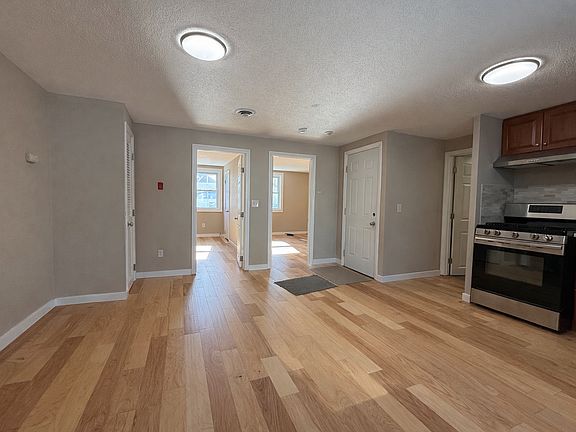3rd image of 331 Belleville Ave #1W