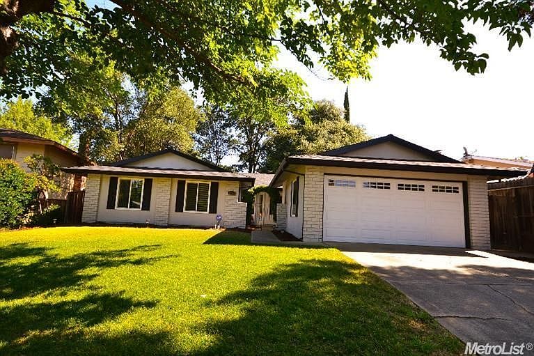 1st image of 4988 Hillhurst Dr