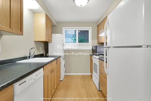 4417 Cornwall St Photo 1