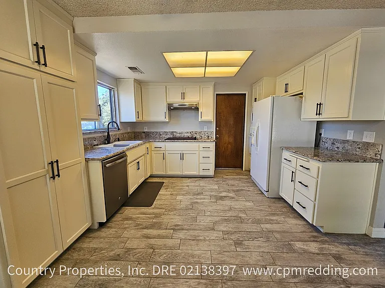 12183 Dry Creek Rd — Photo 7