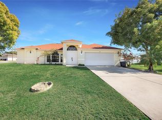 807 Rocaille Ave, Fort Myers, FL 33913