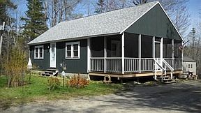 3rd image of 17 Dyer Ln