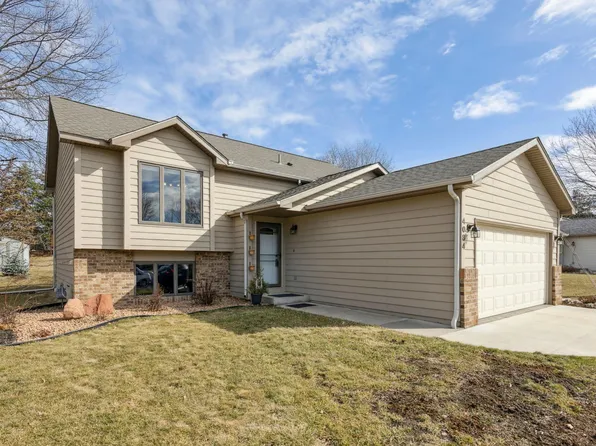 4084 Pennsylvania Ave, Eagan, MN 55123