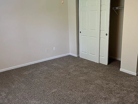 5th image of 3092 Candlewood Ct