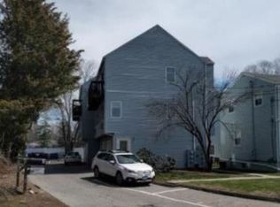 60 Plattsville Ave APT 4, Norwalk, CT 06851