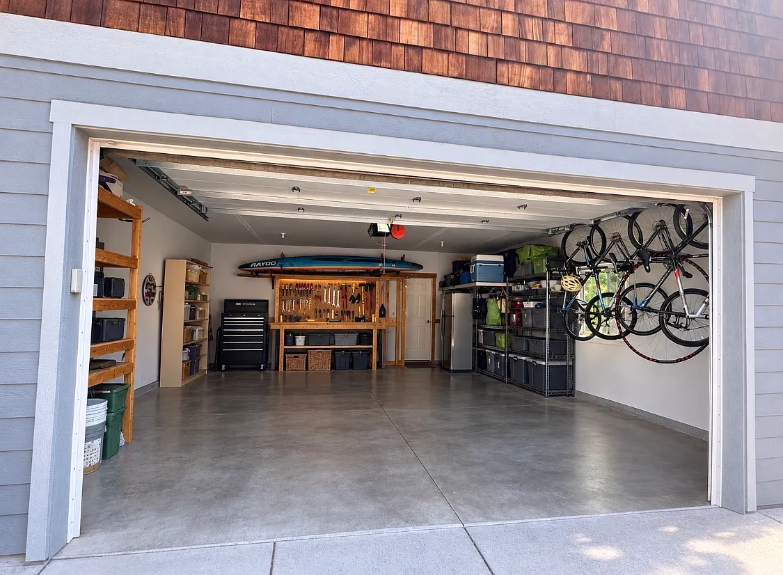 728 Aspen Grove St — Photo 3