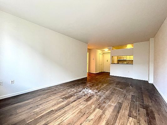 1st image of 350 W 43rd St APT 23E