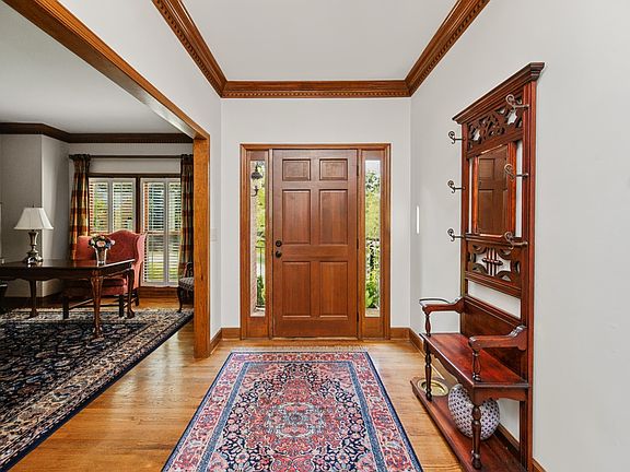 5th image of 412 Bower Ct