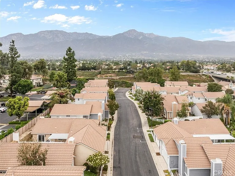 6642 Brighton Pl — Photo 30