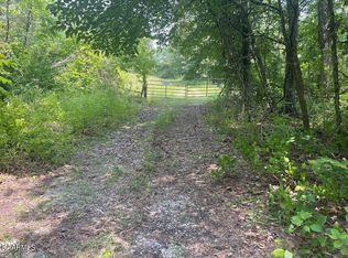 Plateau Firetower Rd, Crossville, TN 38571