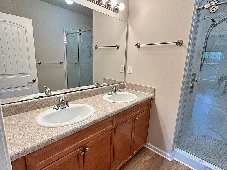 14014 Castle Abbey Ln — Photo 29