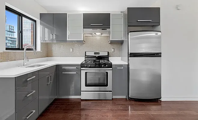 Rented by REAL New York | media 9