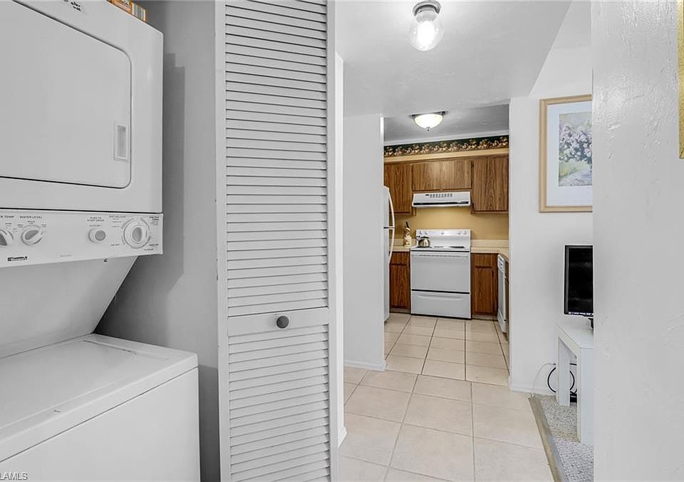 Foxmoor Of Foxfire Condominiums 1051 Foxfire Ln Naples FL Zillow