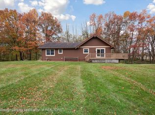 14496 Devereaux Rd, Albion, MI 49224