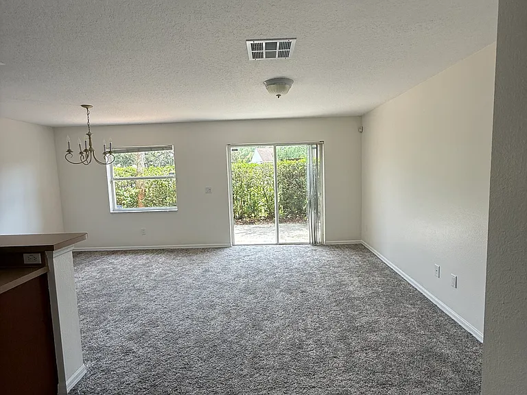 4462 Maidenhair Cv — Photo 7
