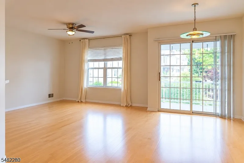 2 bed, 1.5 bath, $3,250 — Photo 3