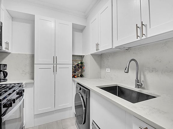 2nd image of 27 E 65th St APT 8E