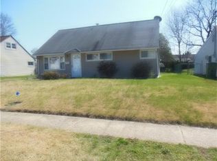 119 Idlewild Rd, Edison, NJ 08817