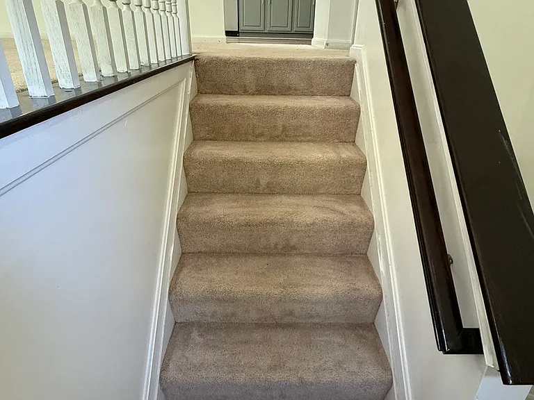 12627 Hilltop Rd — Photo 2