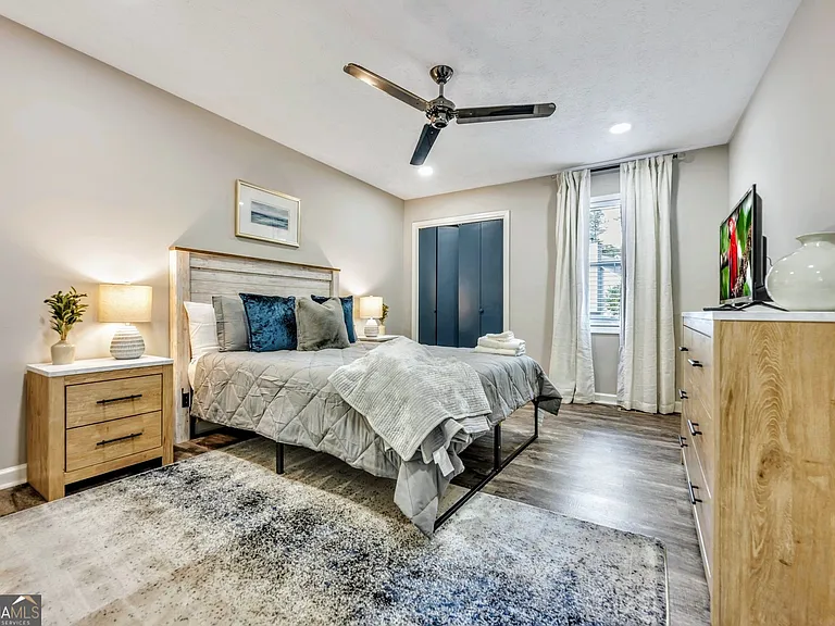 1440 Glynn Oaks Dr SW — Photo 16
