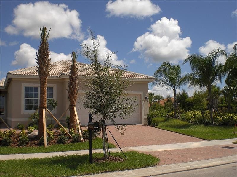 2nd image of 4954 Sandy Glen Way
