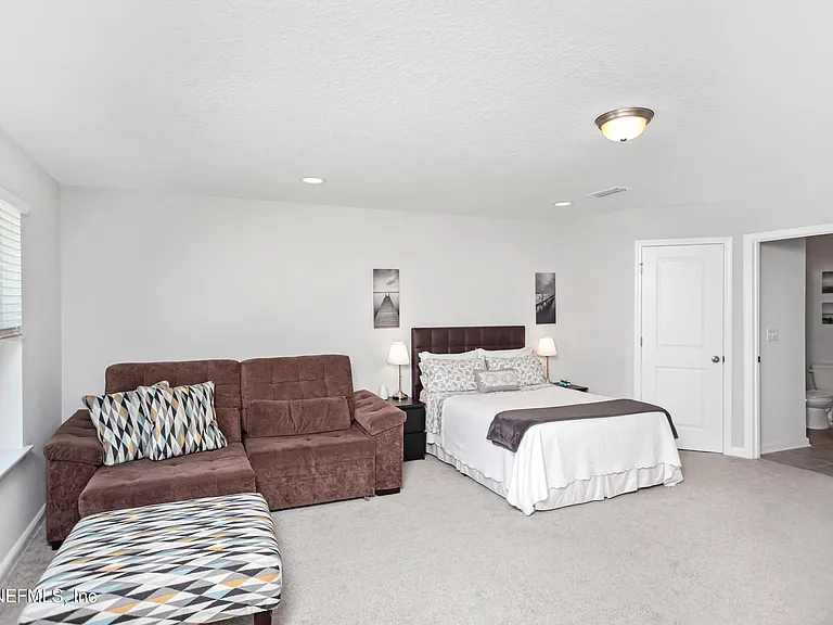 179 Horsetail Ct — Photo 48
