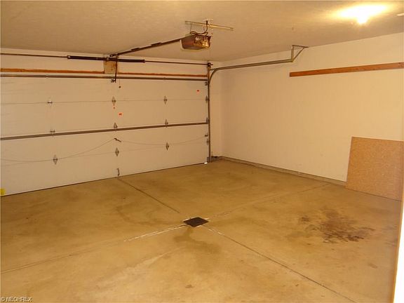3rd image of 1602 Cutler Ln