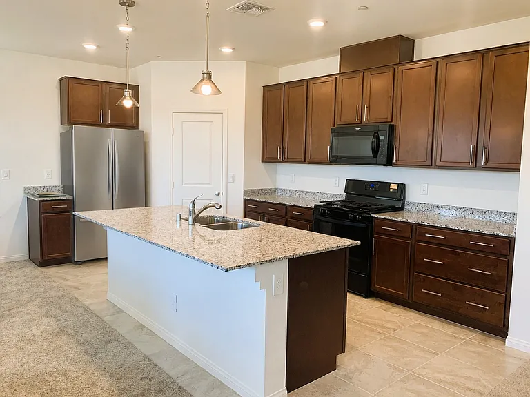 2814 Frabiele St — Photo 12
