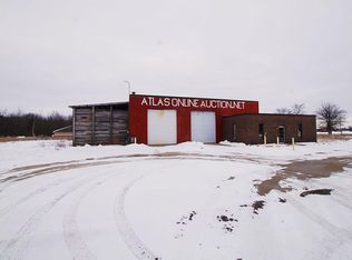 950 E Sternberg Rd, Muskegon, MI 49441