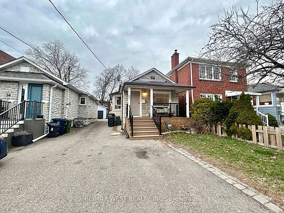 2nd image of 36 14th St