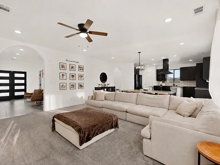 Open floor lay out