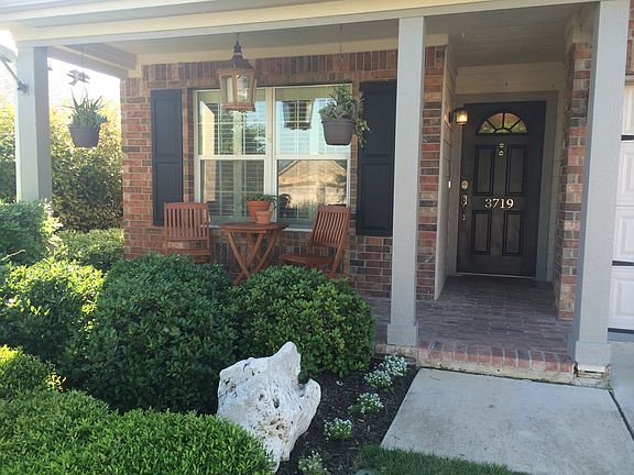 2nd image of 3719 Bennington Way