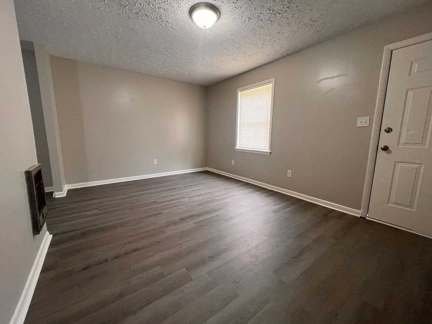 900 Preston Street! — Photo 4